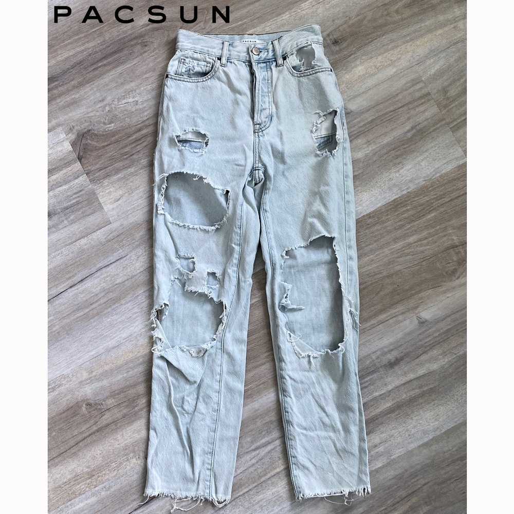 PACSUN Ultra Highrise Slim Distressed jeans Light holy blue jeans Size 23